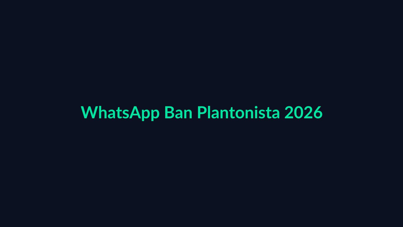 Médico plantonista olhando tela de celular com mensagem de ban no WhatsApp